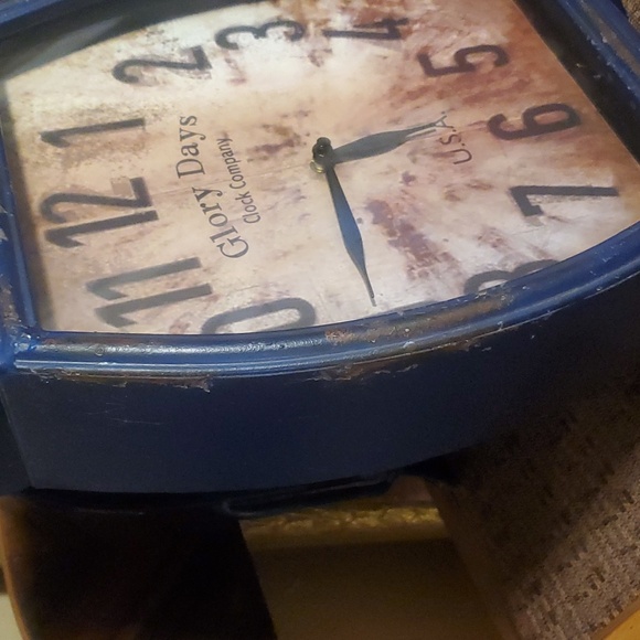 Giant Retro Watch Clock - Picture 6 of 8